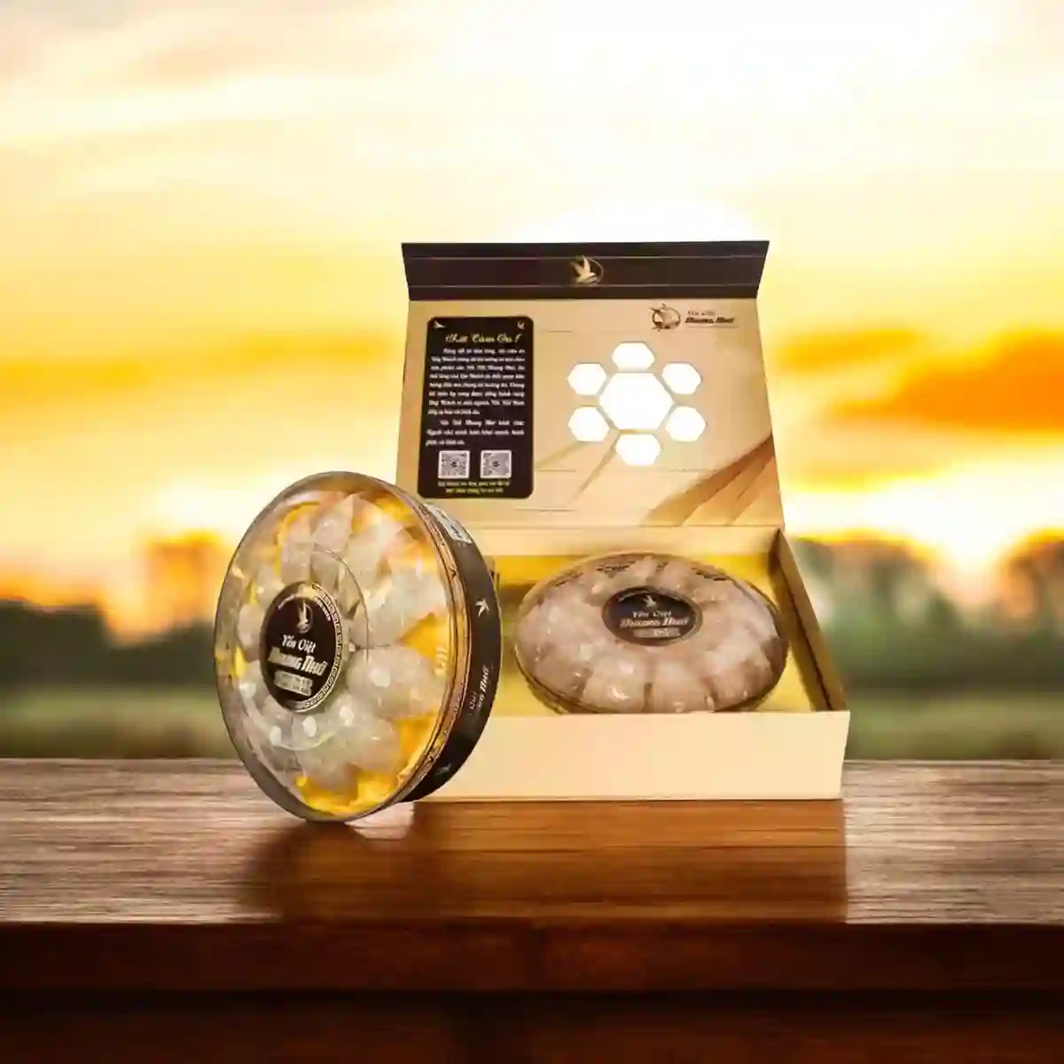 Vương Tử Yến Sào thượng hạng- Hộp 100gr 